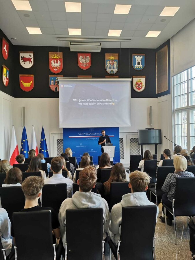 Wizyta w Wielkopolskim Urzędzie Wojewódzkim w ramach projektu „Szkoła zaangażowana – młodzież odpowiedzialna”
