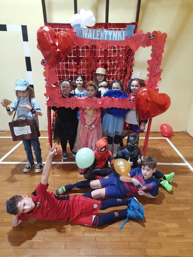 Bal karnawałowo-walentynkowy w klasach 1-3