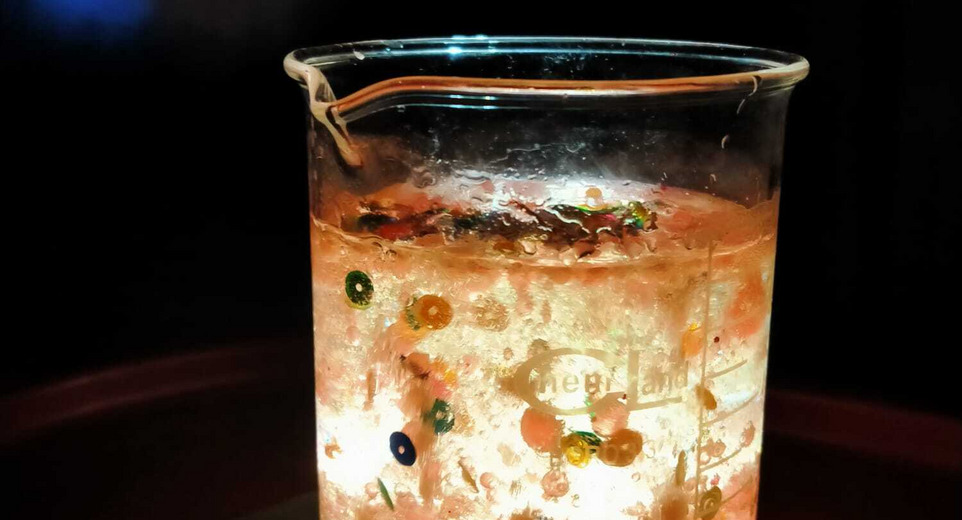 Nauka przez działanie – młodzi odkrywcy na lekcjach chemii i geografii