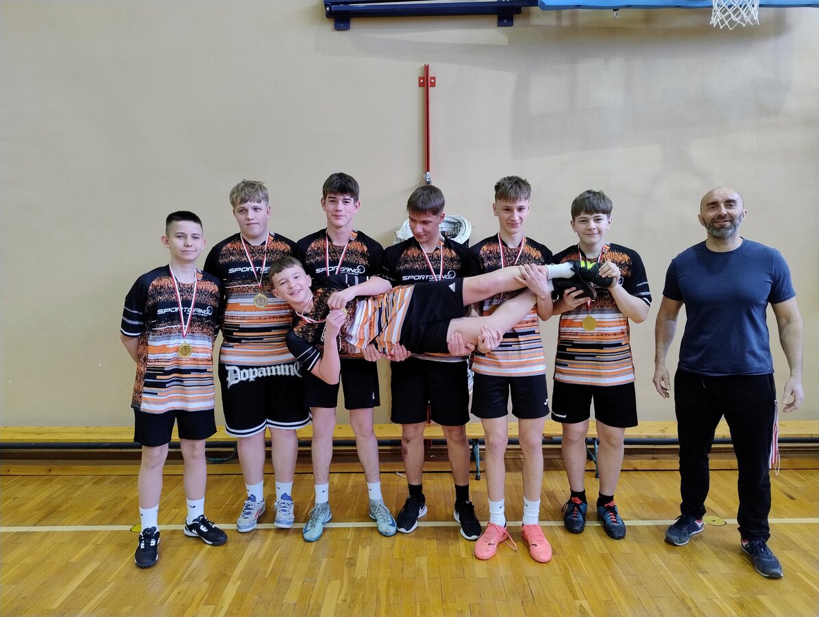 MISTRZOSTWA GMINY W UNIHOKEJU  DZIEWCZĄT I CHŁOPCÓW KLAS 7-8